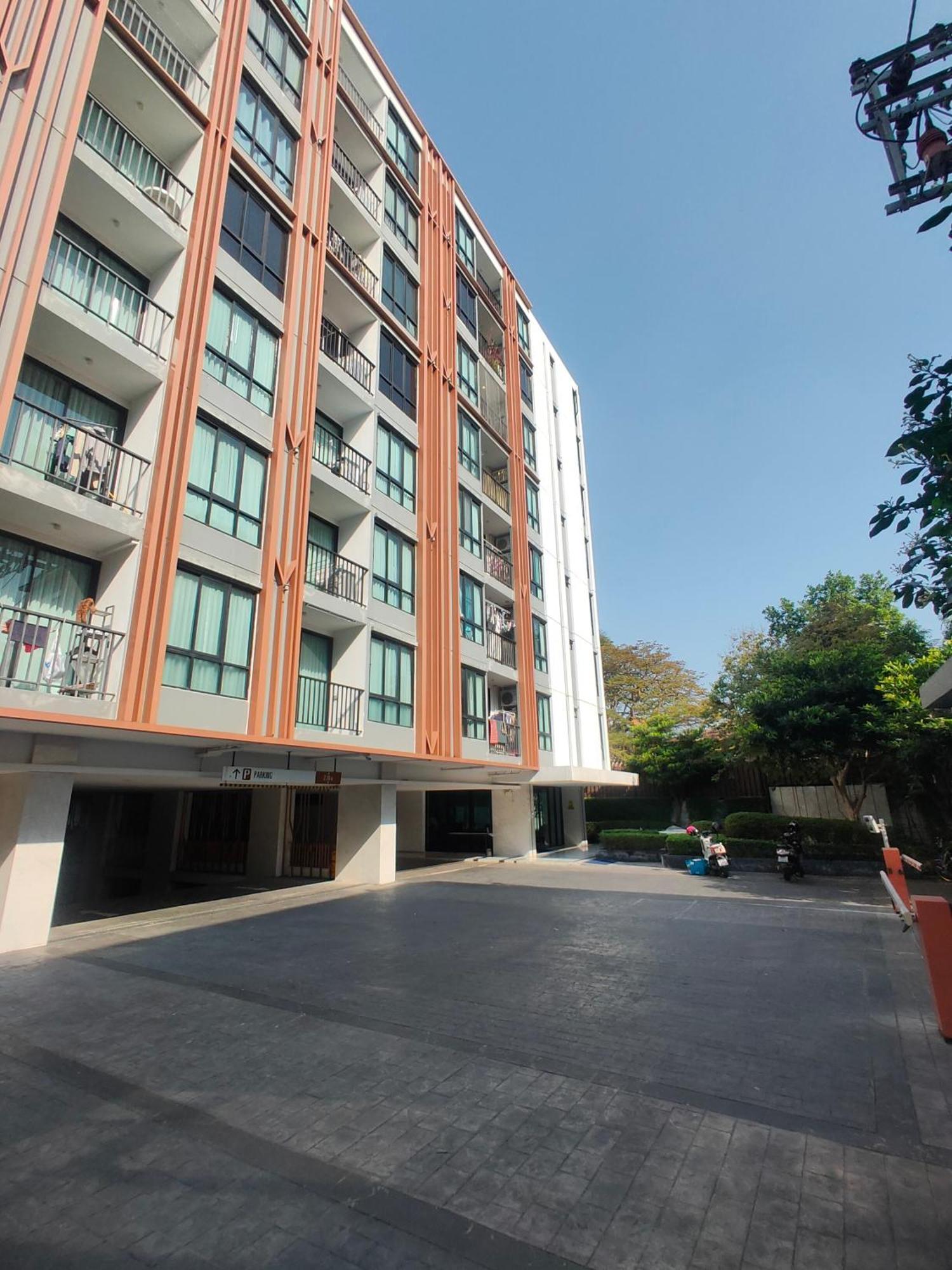 Notthing Hill Charoenkrung93 Condominium Godown Bilik gambar